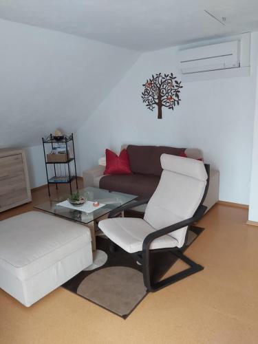 Ferienwohnung Edda - Apartment - Ebensfeld