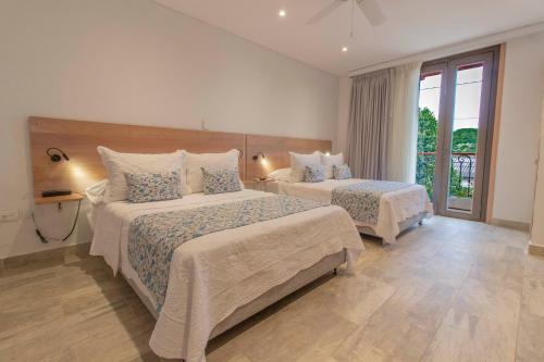 Hotel La Gloria in มองโปส