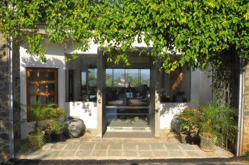 Amaara Sky Hotel Kandy - image 4