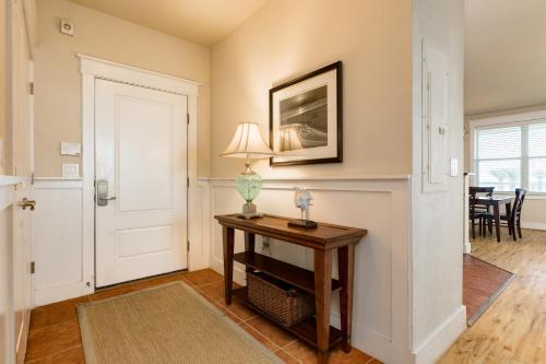 Beach Retreat - image 5