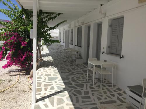 Fisilanis Beachfront Hotel