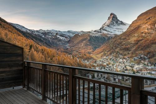 Chalet Luna, propably best view of Matterhorn, ski in,out Zermatt