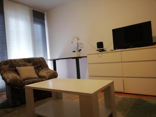  V.I.Meštrovića, Ferienwohnung in Osijek