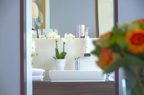 Lizz Hotel Munich - image 12