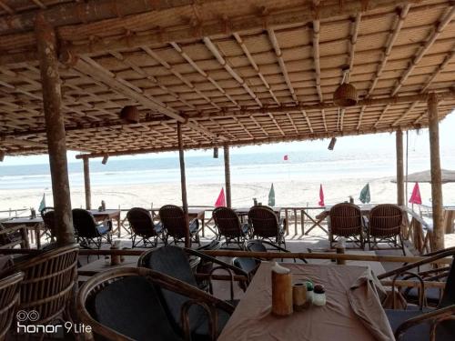 Blue Corner Beach Huts & Restaurant