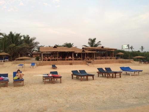 Blue Corner Beach Huts & Restaurant