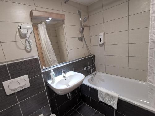 Corvin Holiday Apartment Hotel Room Type - Apartment