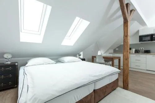 AMSTERDAM · CHILLINGHOUSE # 6, 3 Min. vom ICE, NETFLIX, Garten in Siegburg, Deutschland