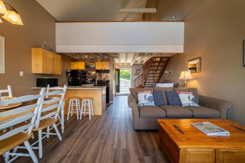 ห้องครัว, Island Village Properties at Fred Tibbs in ทอฟิโน่