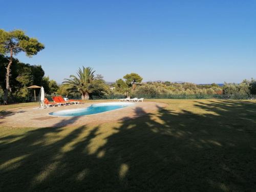 Kert, Ktima Nafsika - Ground-floor luxury apartment in idyllic estate! in Porto Heli