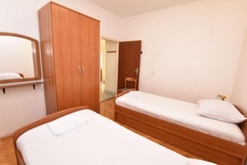 Apartment Milka - image 8