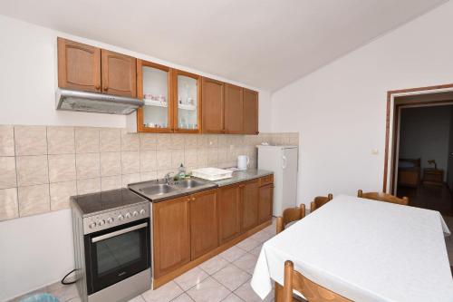 Apartment Milka - image 5