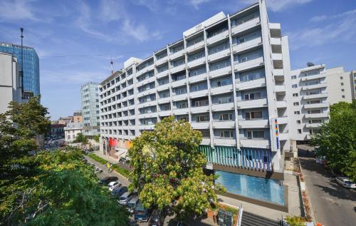 One by One - by Grand Accommodation