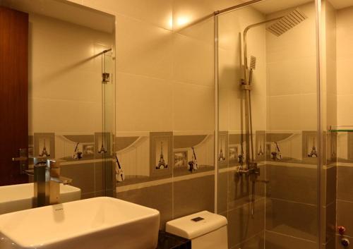 Habitación triple, balcón