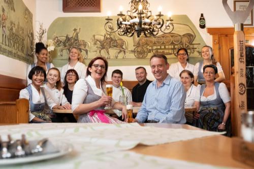  Gasthof Neuwirt, Pension in Eugendorf bei Henndorf am Wallersee