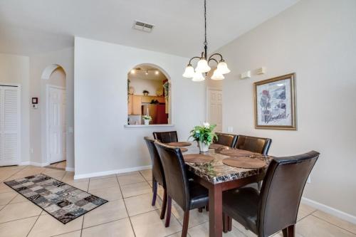 2307Butterway Condo - image 3