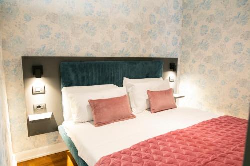 Casa Bella Adriano's Temple - main image