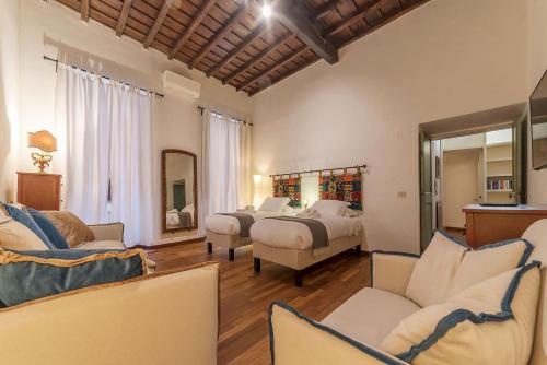 Unique opportunity to live in a Renaissance palace - AC/WI-FI - image 6