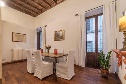 Unique opportunity to live in a Renaissance palace - AC/WI-FI - image 9