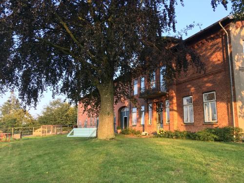 Hotelli välisilme, Ferienwohnung 1 Hof Flüh (Ferienwohnung 1 Hof Fluh) in Bosau