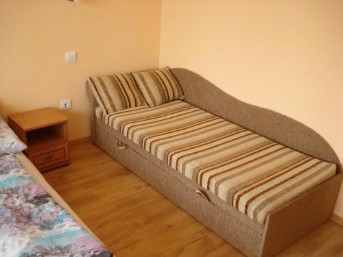 Sunshine Apartment - image 5