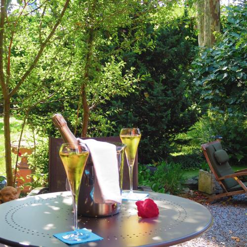 Garden & Breakfast - main image