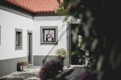 Casal dos Capelinhos - main image