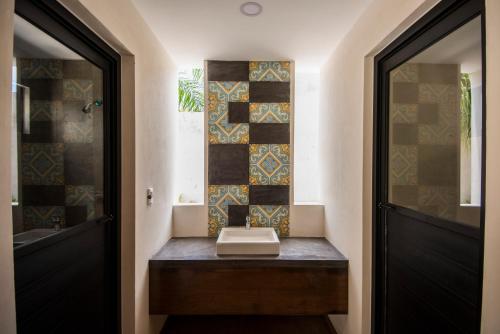 Two-Bedroom House image 8