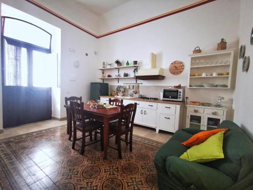 köök, Etesia Vacation Home in Aci Trezza