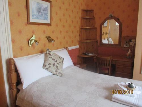 Ashwood Grange - image 7