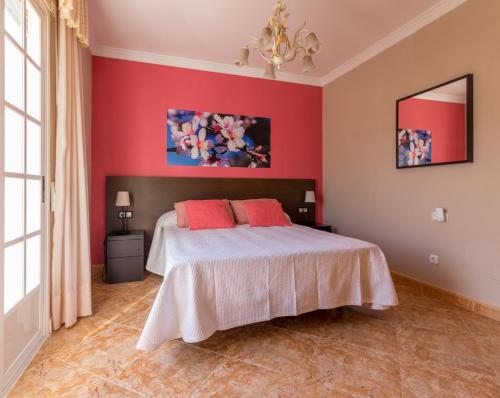 Double Room with Private Bathroom and Terrace image 7