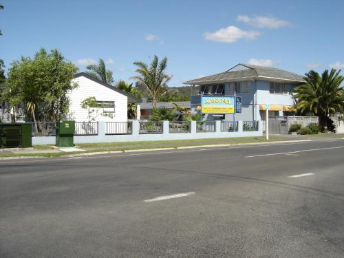 Sisäänkäynti, Mana-Nui Motel in Whitianga