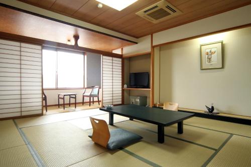 Japanese-Style Room