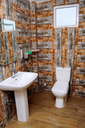 Triple Room image 10