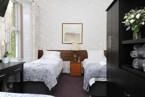 Park View House Hotel - image 2