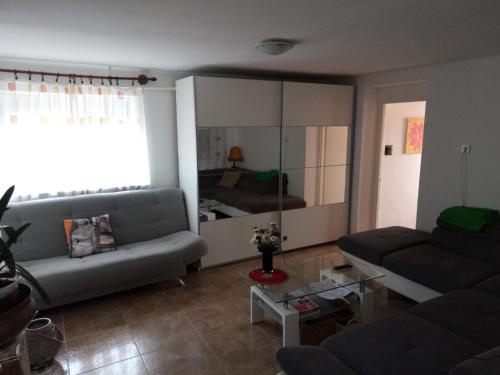 Karos Central Apartmanhaz in Zalakaros