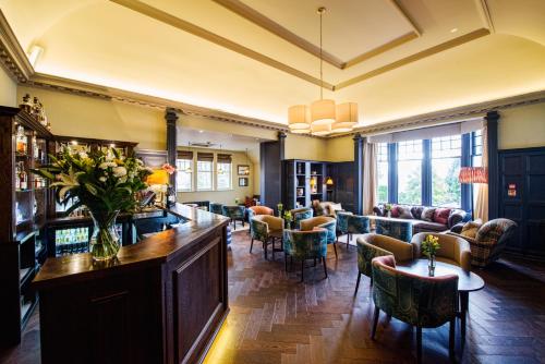 Pub/Lounge, Douneside House in Aboyne