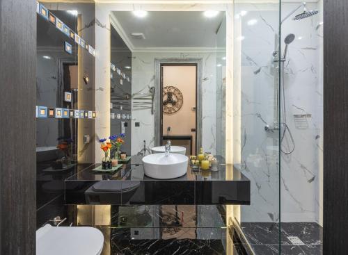 Mr Grey Boutique Hotel