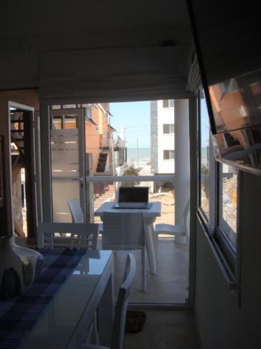 Apartment image 9