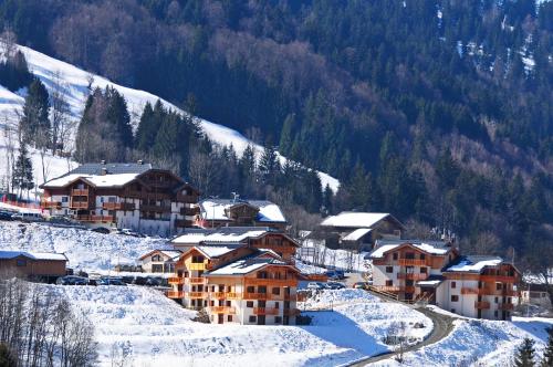 Résidence Néméa Les Chalets Des Evettes - Accommodation - Flumet