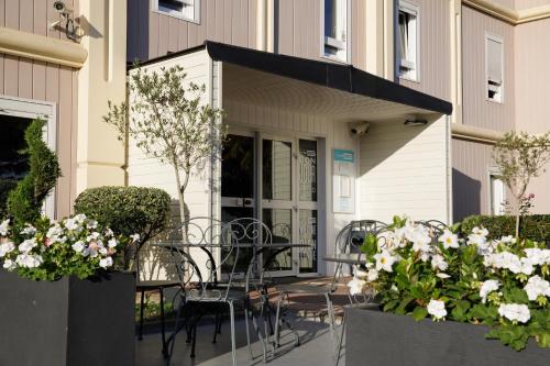 KYRIAD DIRECT Orleans - La Chapelle St Mesmin - image 14