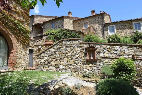 Piccolo Borgo Gagnoni - Tap to explore photos