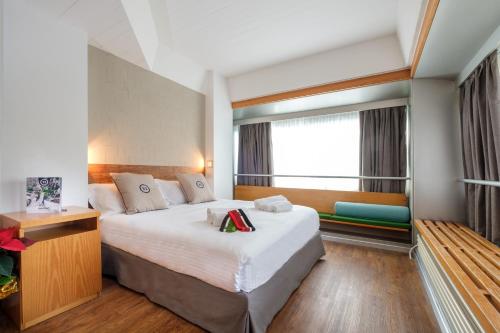 1 twin bed
