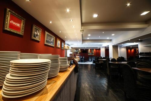 Quầy bar/Pub, HOTEL BARILOCHE CITY in San Carlos de Bariloche