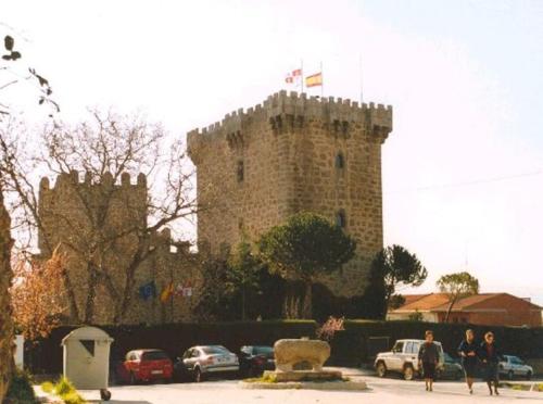 Tuvākā izklaides vieta, Casa Rural Fuente Tía Canora (Casa Rural Fuente Tia Canora) in Solosancho