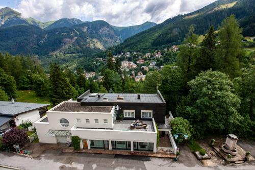 Residenz Kaiser Franz Josef - Accommodation - Bad Gastein