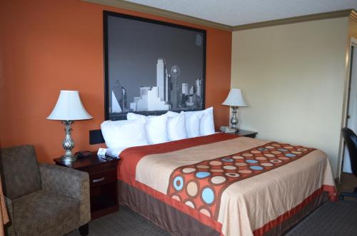 Hill Country Inn and Suite - image 6