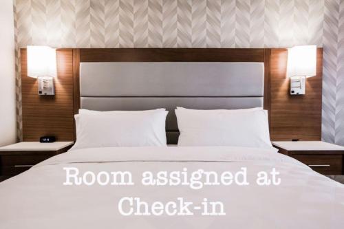 Holiday Inn Express - Lethbridge Southeast by IHG