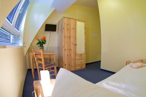 Hotel Atlantic - image 2