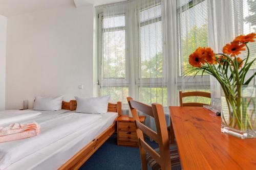 Hotel Atlantic - image 4
